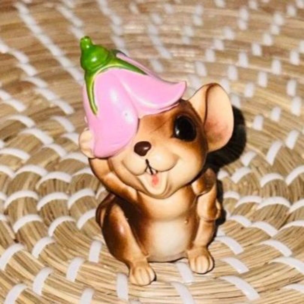 Josef Originals Mouse Pink Flower Figurine Japan Brown Miniature 2 1/4" Vintage